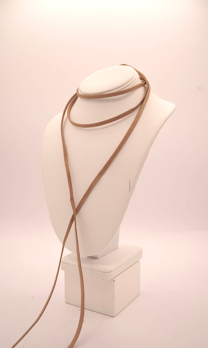 Oak & Ivy Tie Necklace