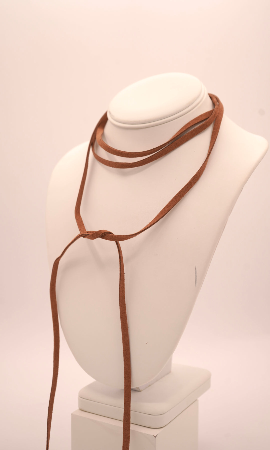 Oak & Ivy Tie Necklace