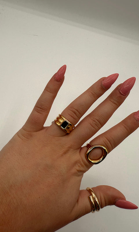 Suzie Ring