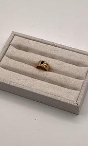 Suzie Ring