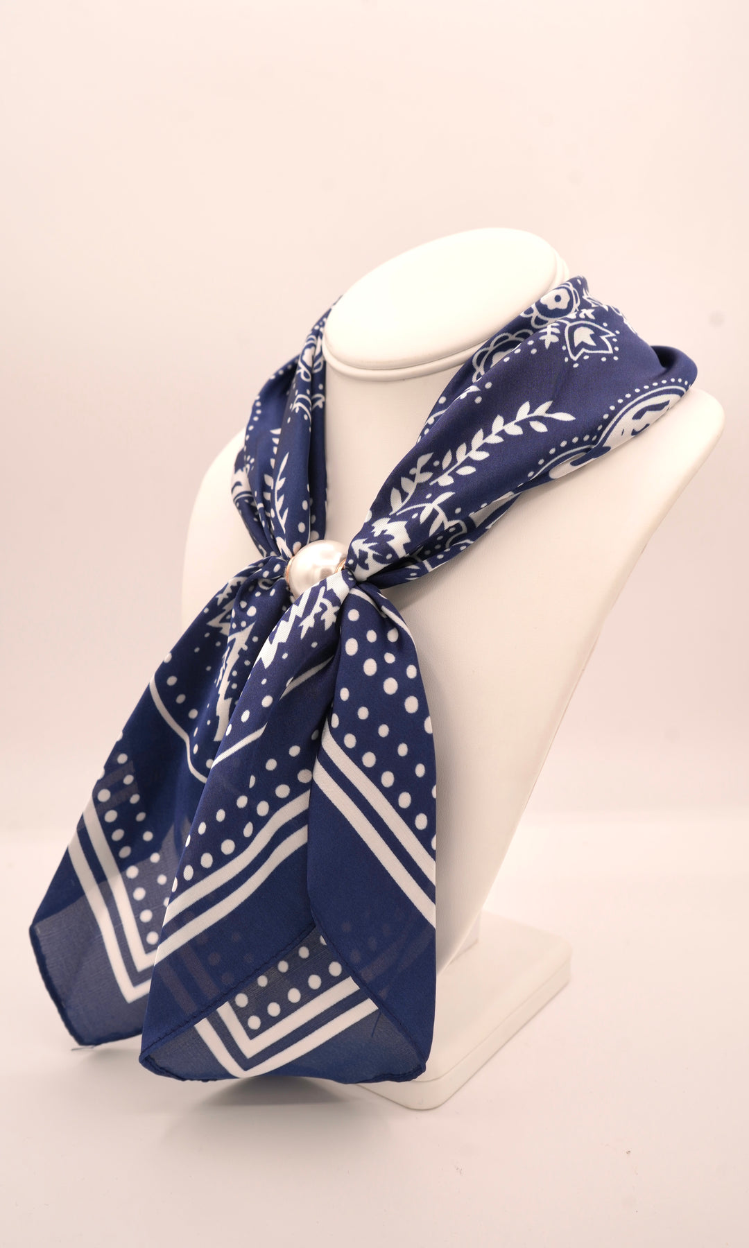 Rex Scarf Necklace