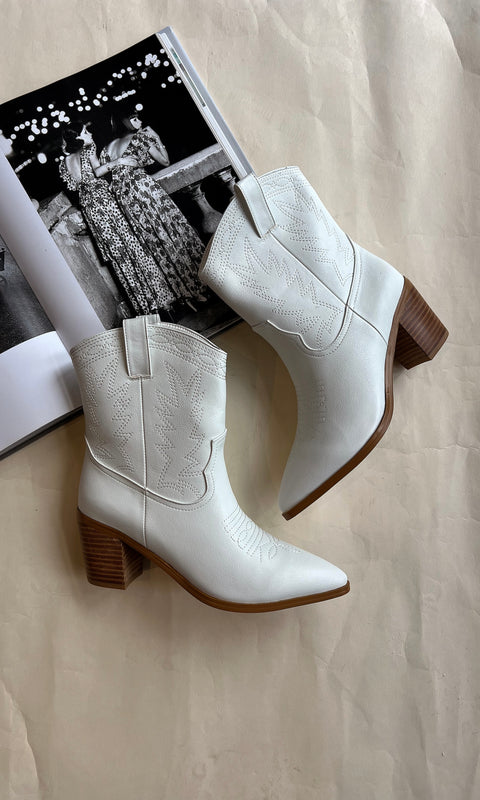 Billini Nayli Bootie