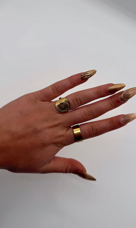 Constantine Ring