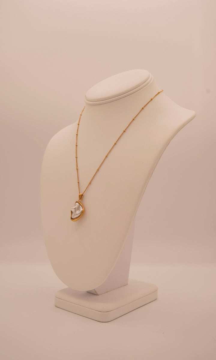 True Necklace
