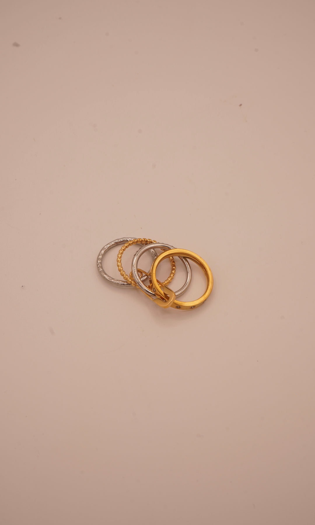 Farrah Ring