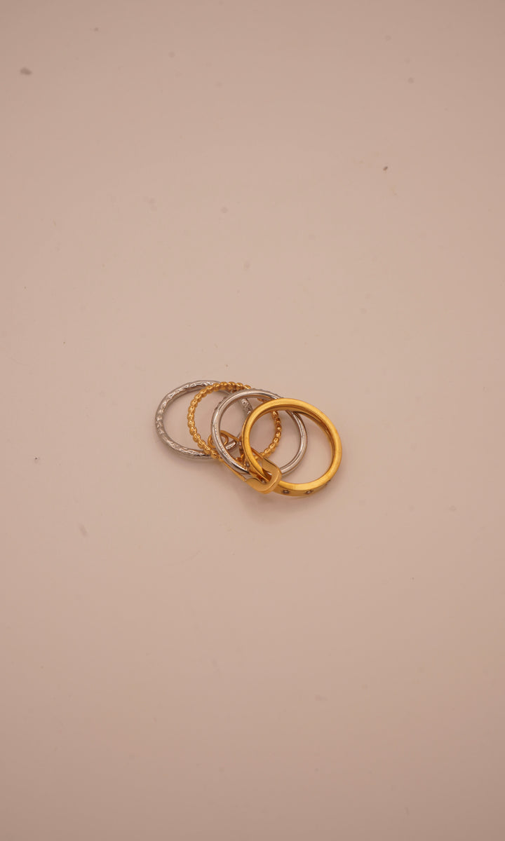 Farrah Ring