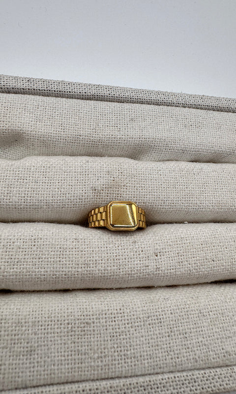 Traitor Ring