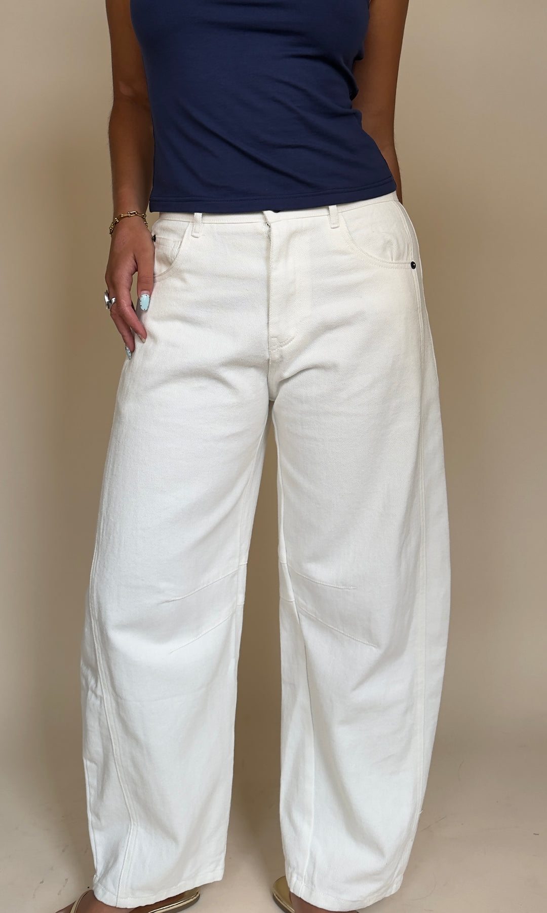 Chelsea Barrel Jean