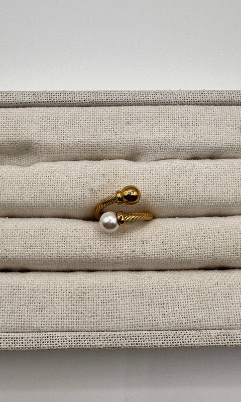 Millie Ring