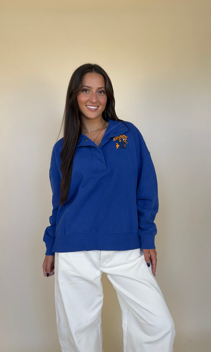 Teamwork Pullover