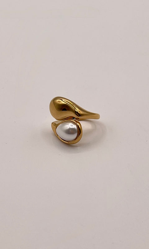 Winslet Ring