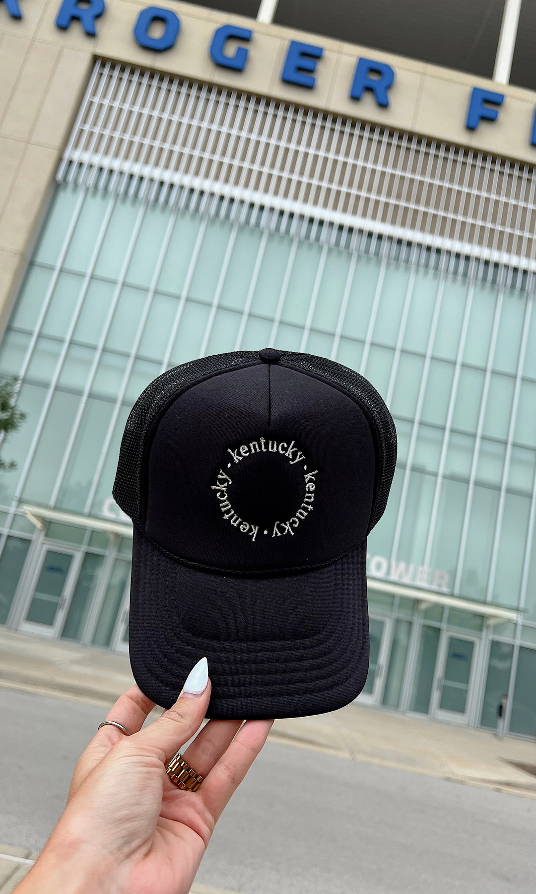 KY Circle Trucker