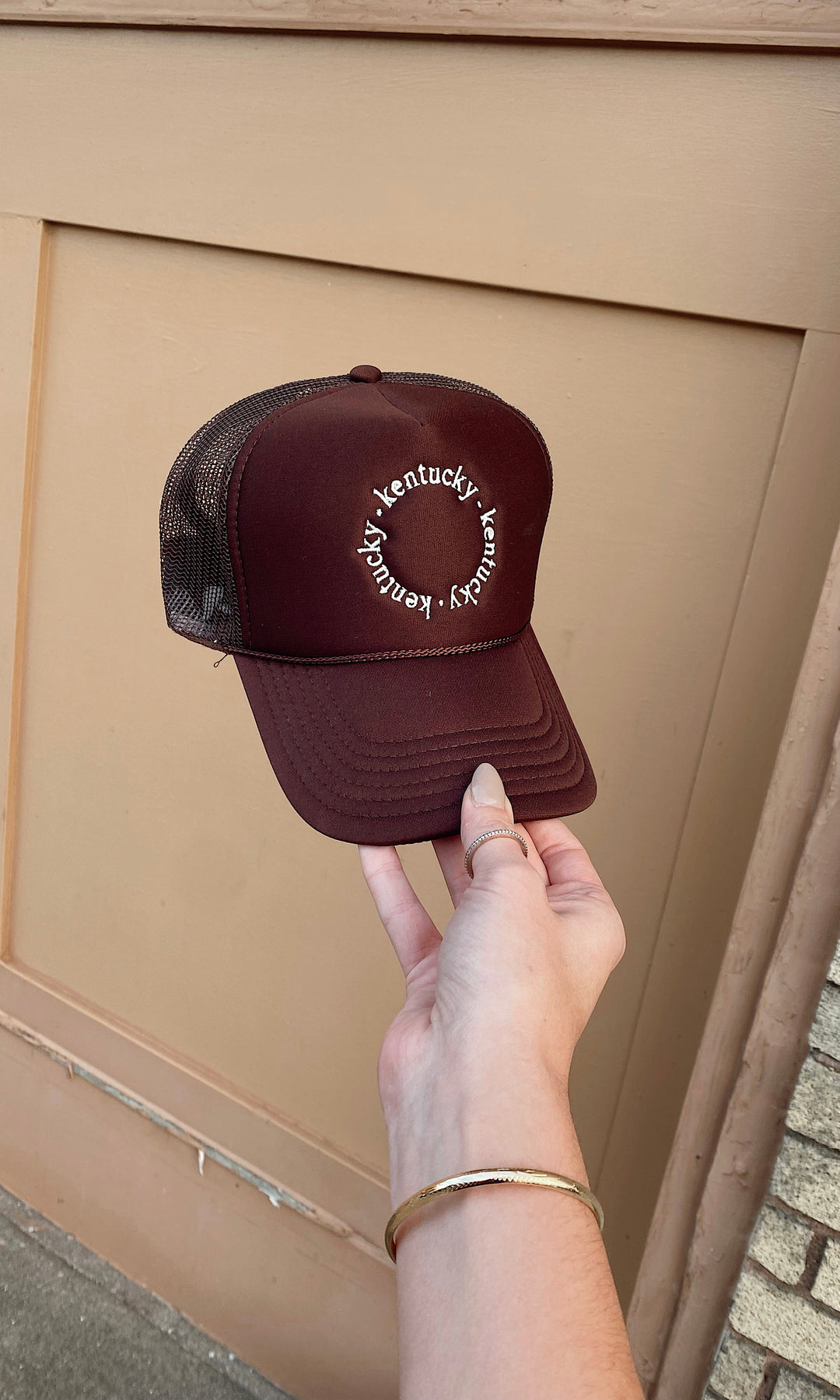 KY Circle Trucker