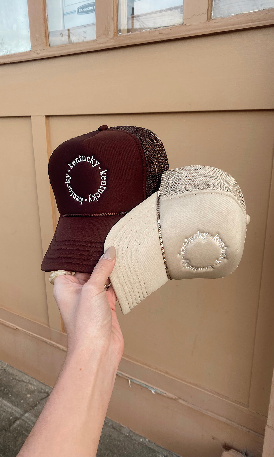 KY Circle Trucker