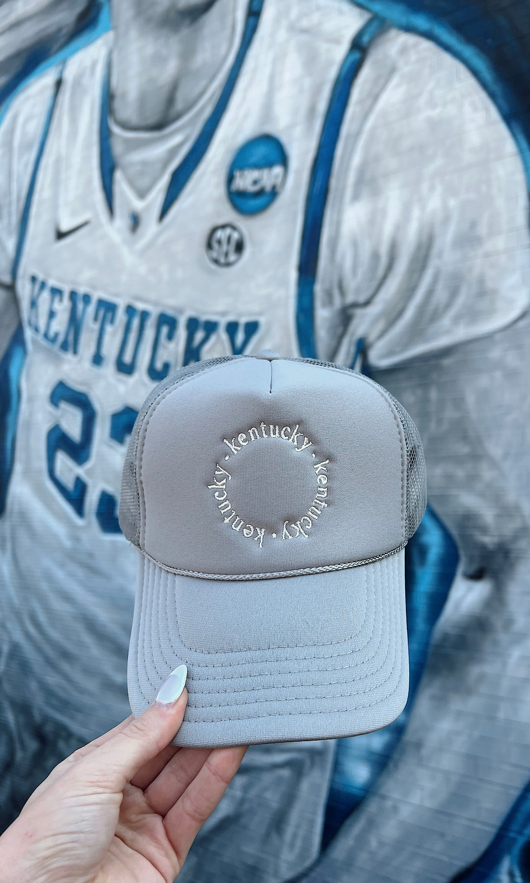 KY Circle Trucker