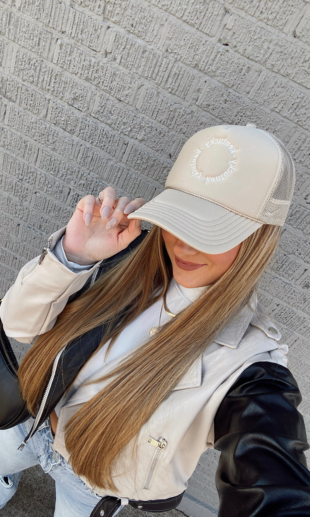 KY Circle Trucker